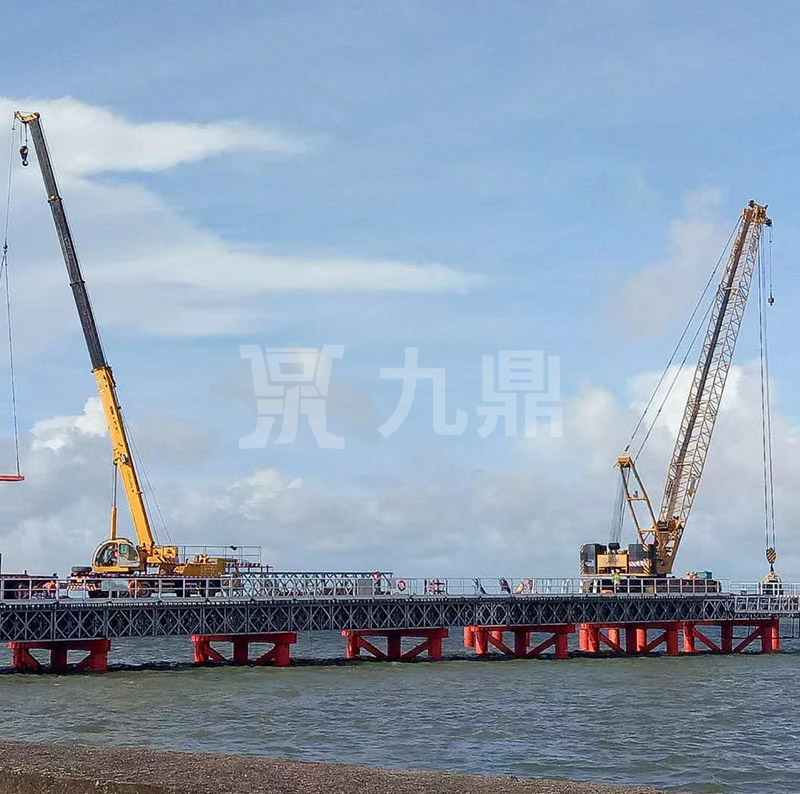 貝雷橋主要受力構(gòu)件有哪些？